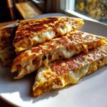 Cheesy Chicken Quesadilla with Crispy Tortilla - Tasty