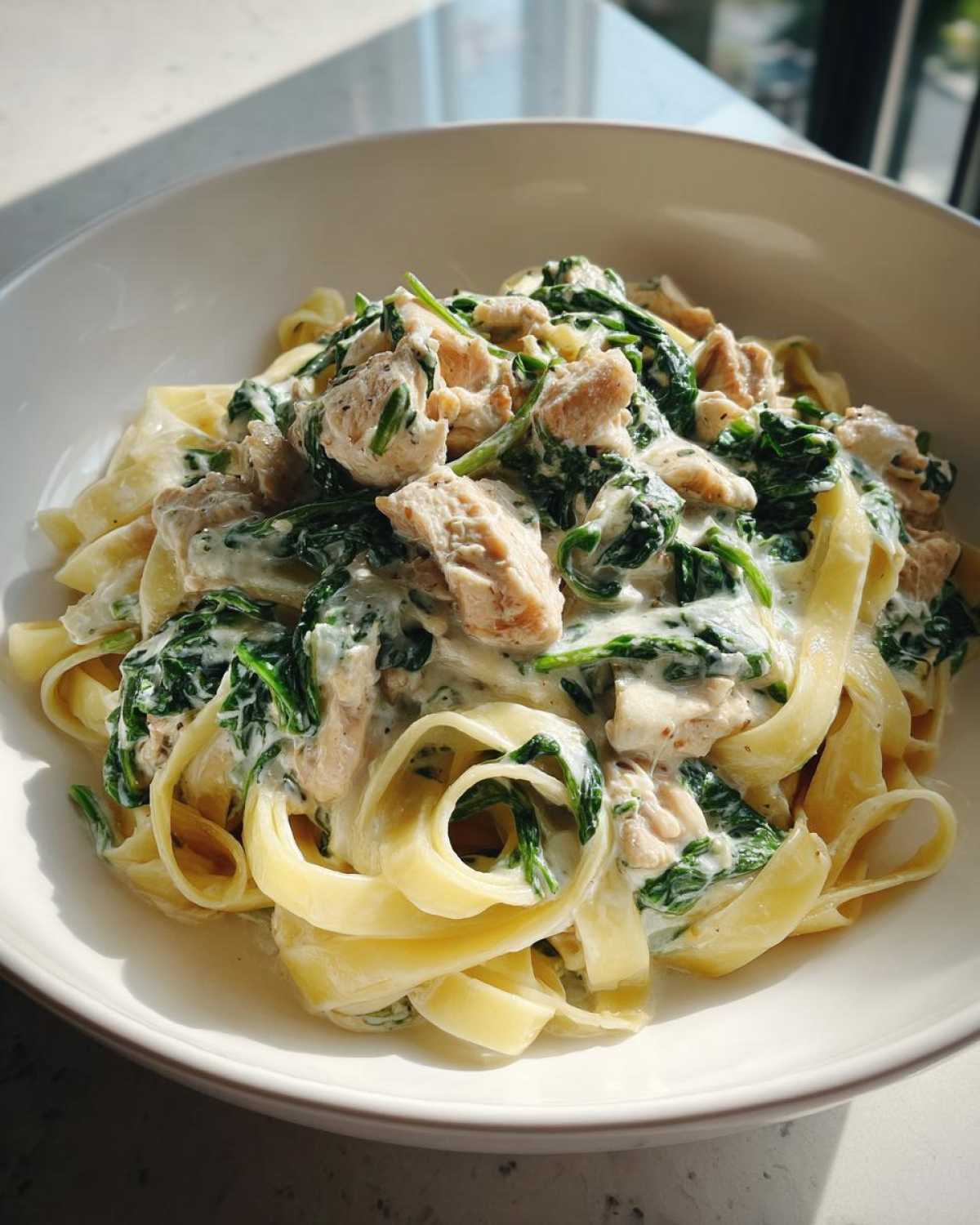Creamy Spinach Pasta with Chicken Dinner - Other 1