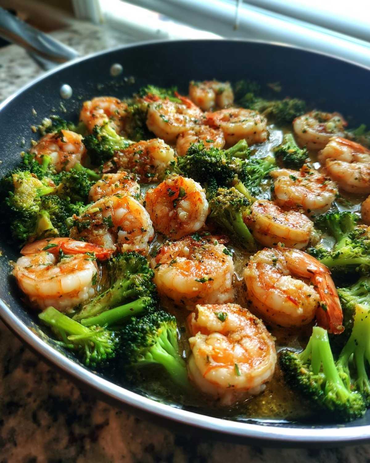 Garlic Butter Shrimp and Broccoli Skillet - Other 2
